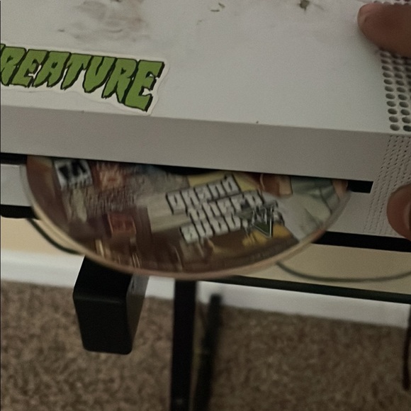 Selling Xbox 1 - Picture 5 of 5